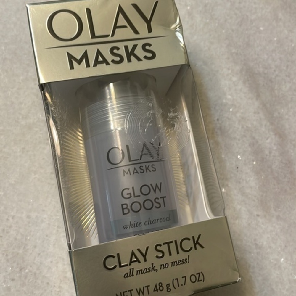 Olay Masks Clay Stick Pore Detox White Charcoal New beauty supply Sz 1.7oz